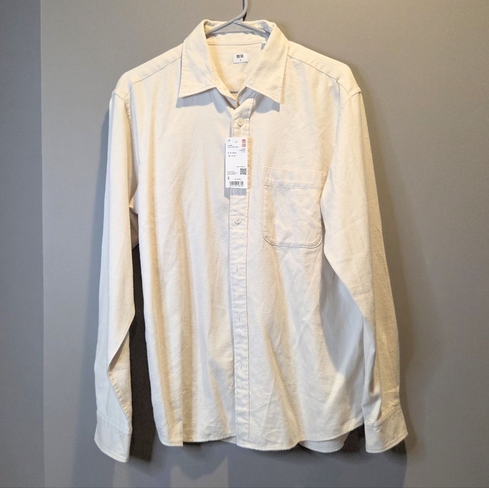 Men's Uniqlo Off White Flannel Button Down Top Size Small - New With Tags